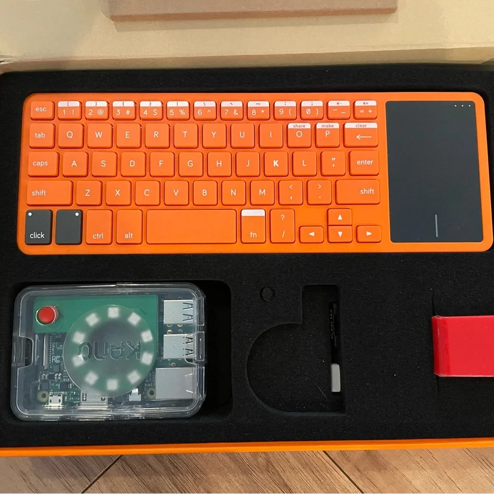 Kano Make Your Own Computer Kit Raspberry Pi3 - Picture 10 of 11